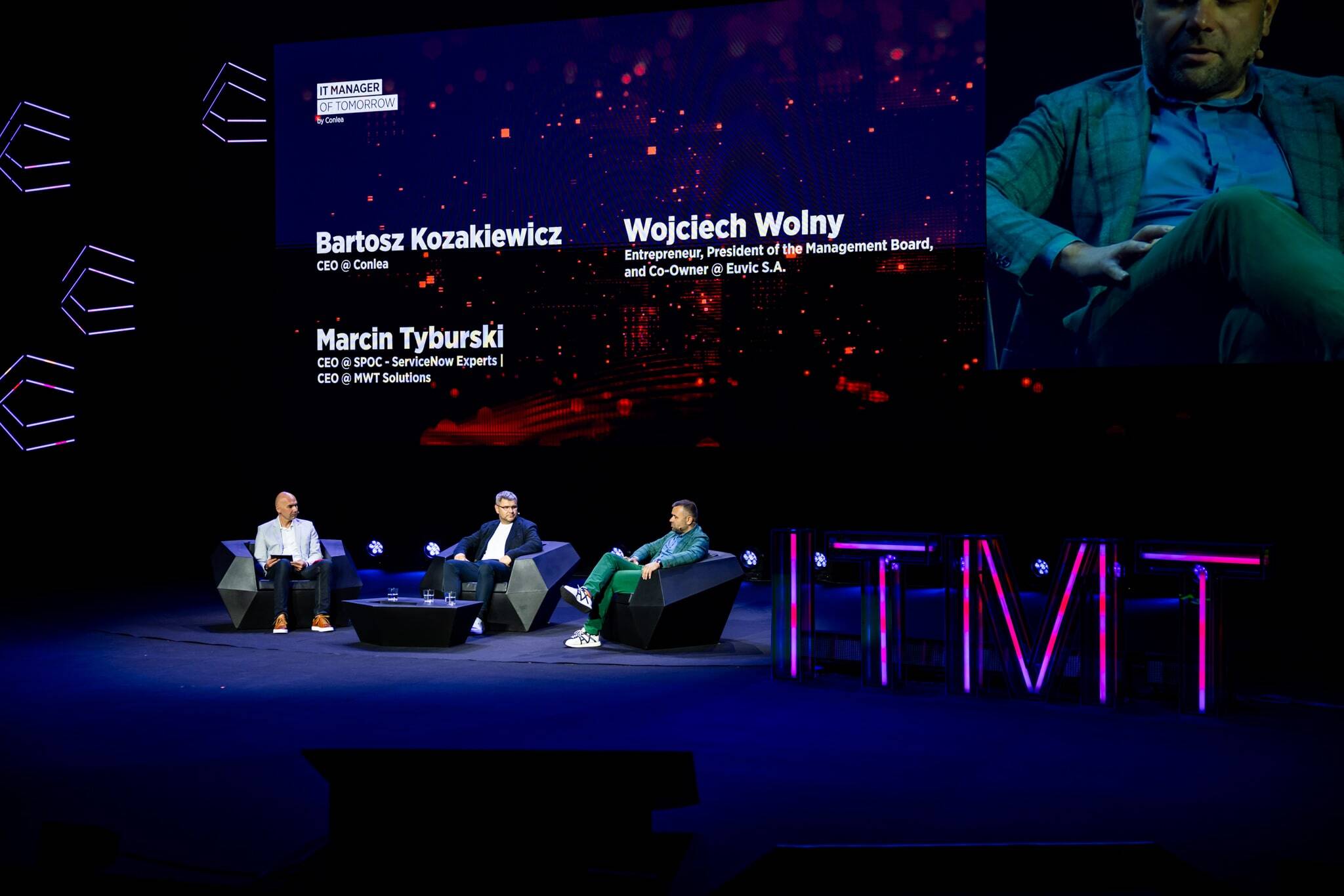 19.06_Stage_WEB 099-itmt 2025 16